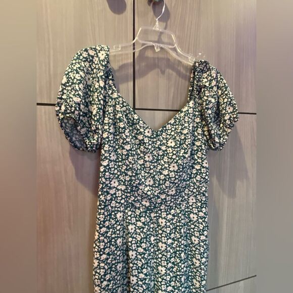 As U Wish Jumpsuit Green Floral Medium - Picture 2 of 12